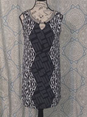 alfani black and white dress | Dresses | Alfani Womens Drape Neck Multicolored Striped W Keyhole Back Shoulder cutouts and an Size:50 (+$10) MATRIXIFYWK482024 modcloth Size 18W salmon